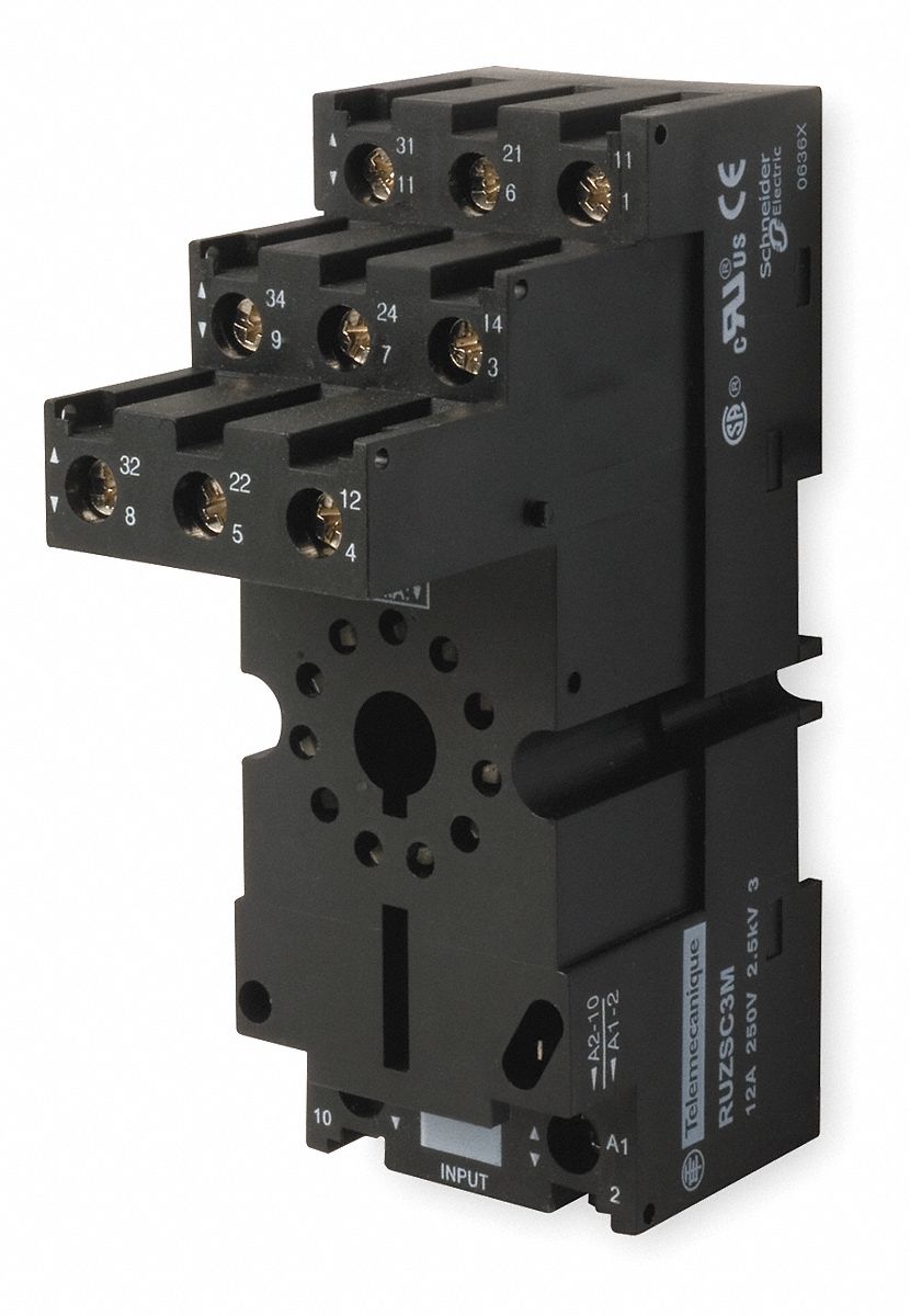 Socket, 11Pin, DIN/PanelMount, 250V, 12A