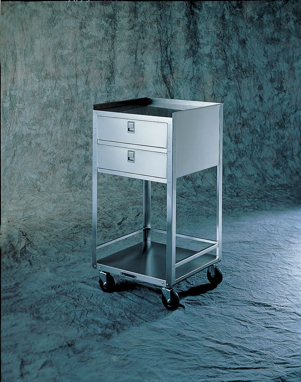 Equipment Stand, 300 Lb, Stainless Steel