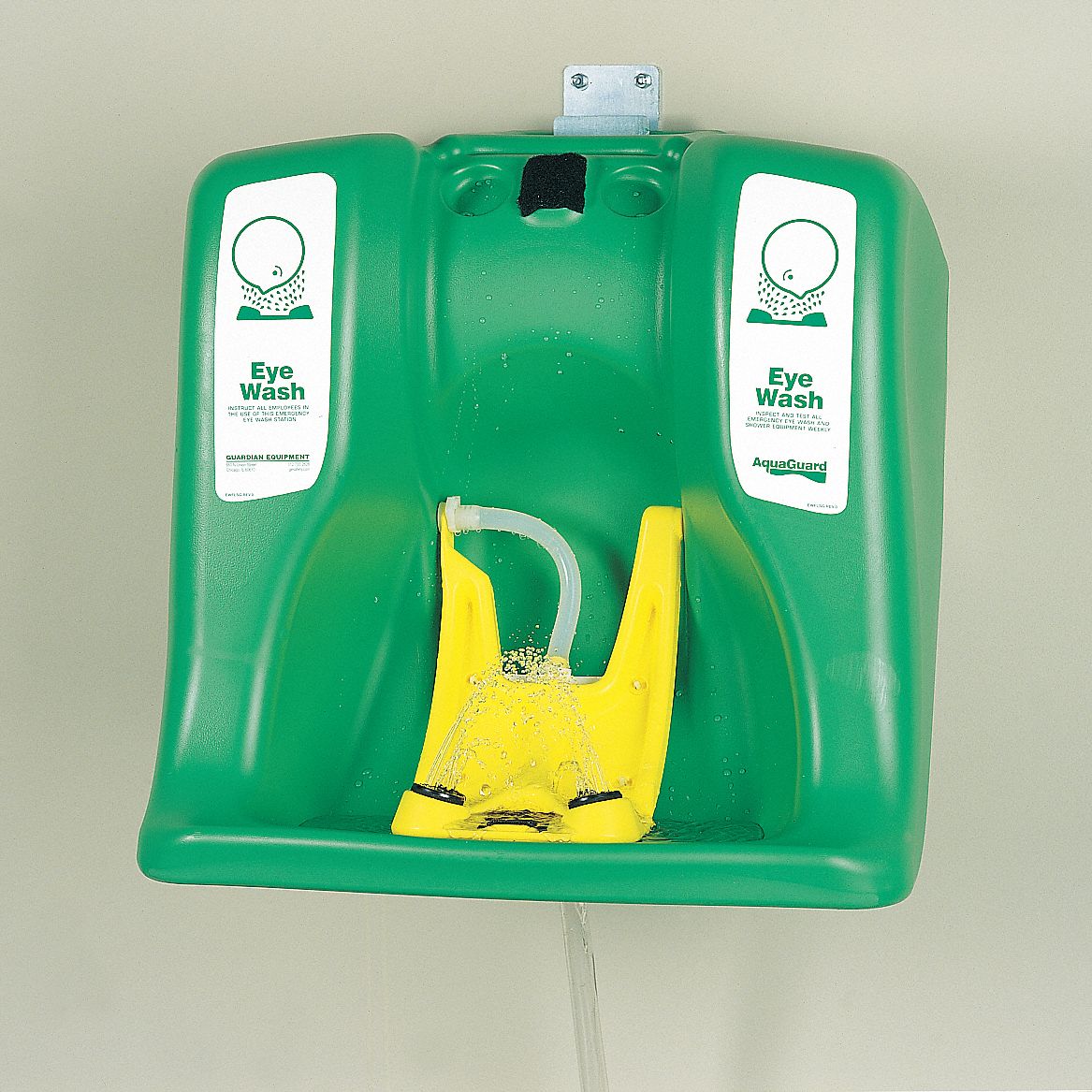 16 Gal Portable Eye Wash Unit