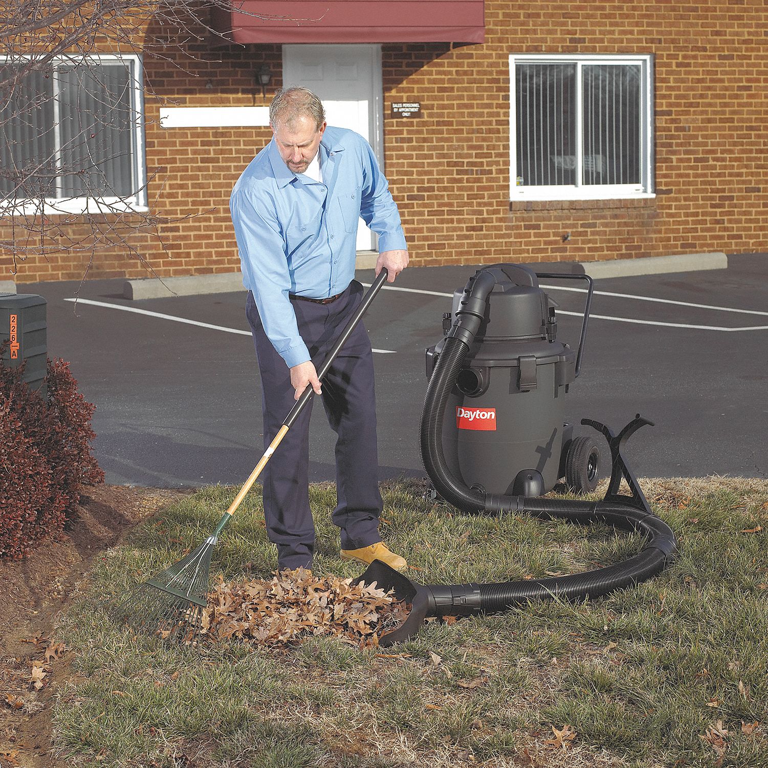 Wet/Dry Vac/Mulcher, 32 G