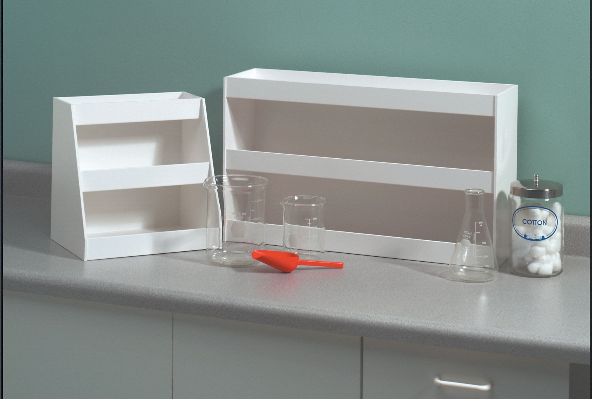 Lab Storage Shelving, 3Comps, 12x12x9In