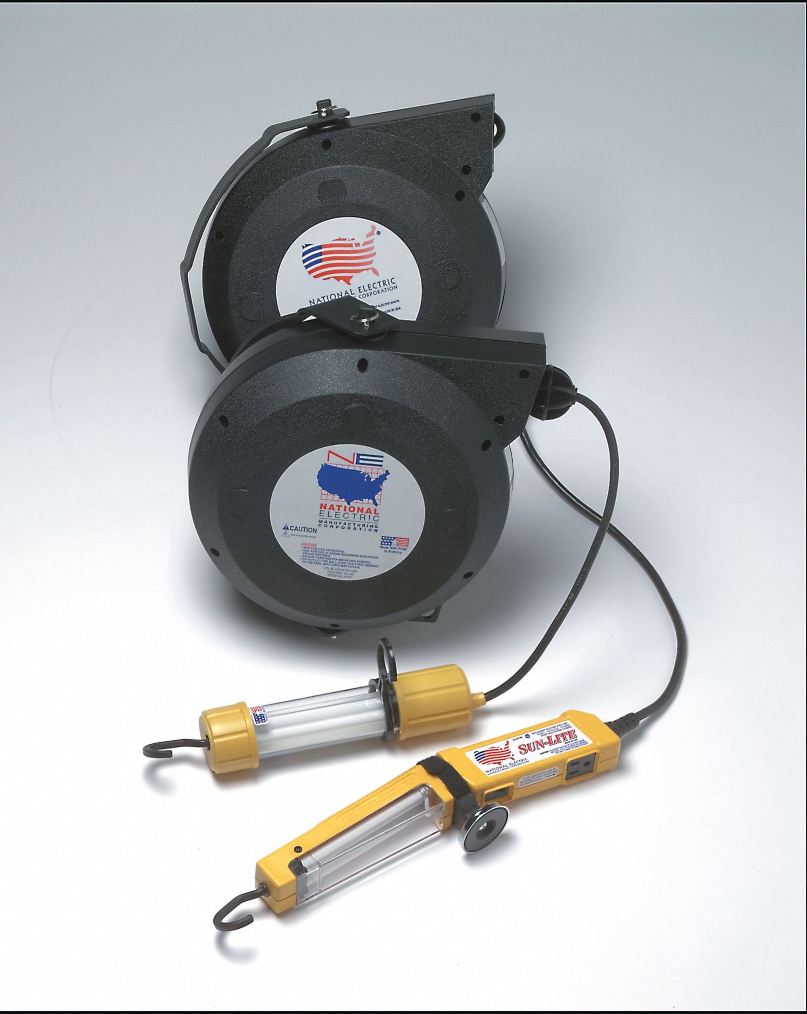 Reel With Angle Light, Heavy Duty, 50 Ft.