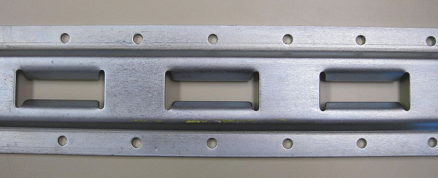 Vertical E-Track, Zinc Plated Finish