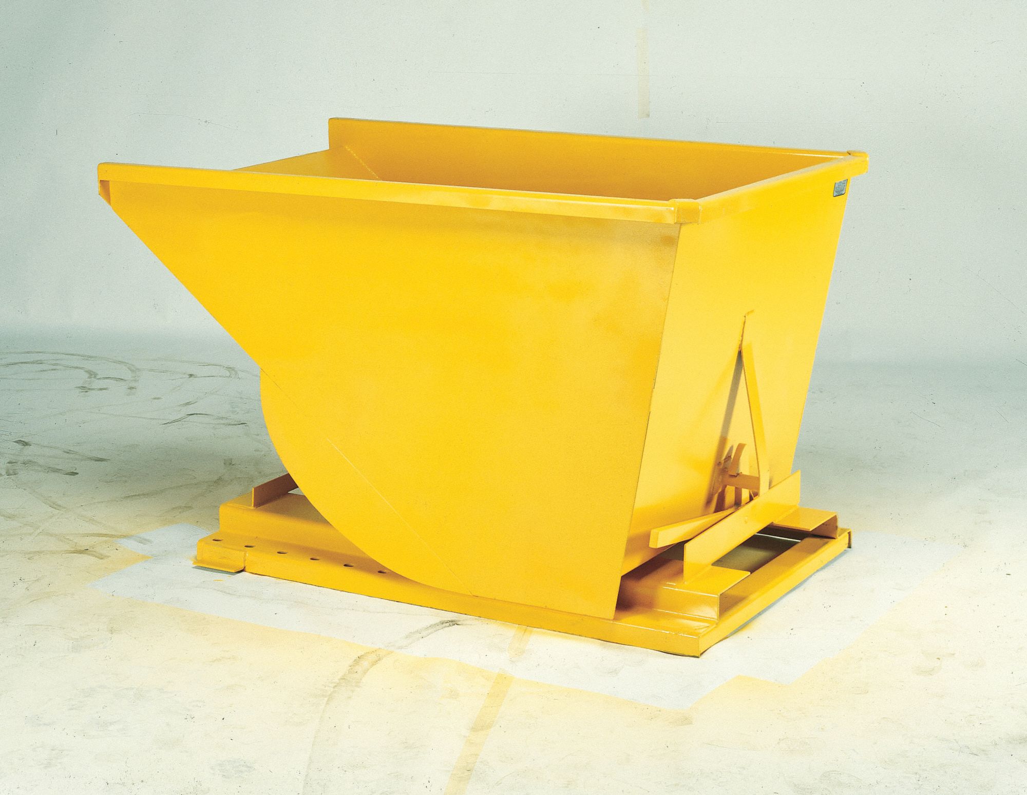 Self Dumping Hopper, Medium Duty, Gray