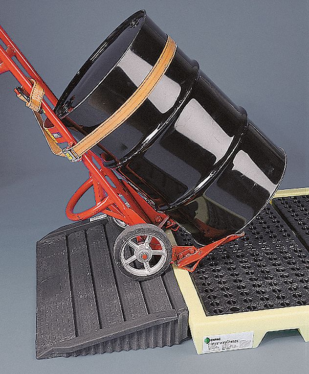 Spill Pallet Ramp, Black.1000 lb.