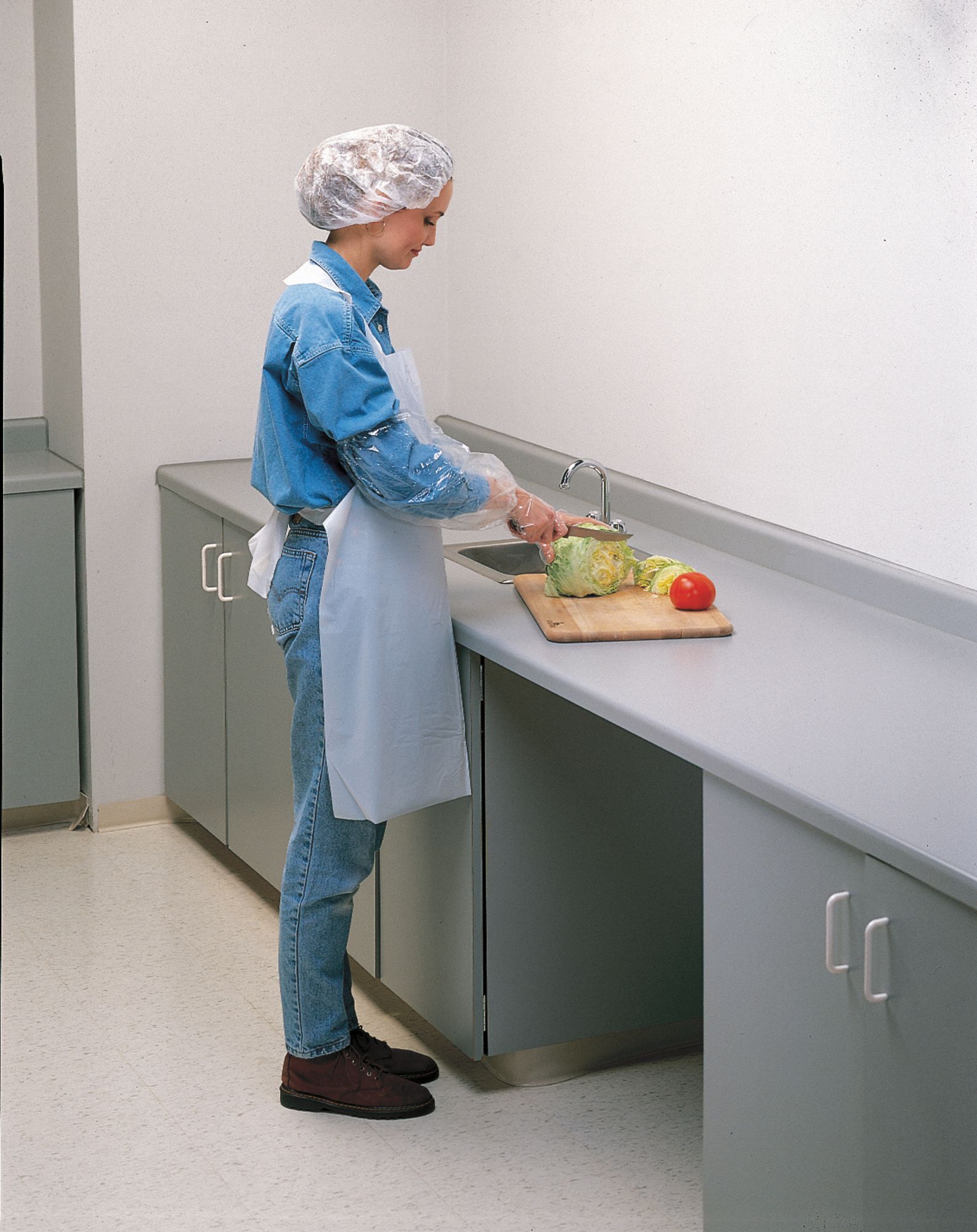 Disposable Apron, 46 In. L, White, PK 100