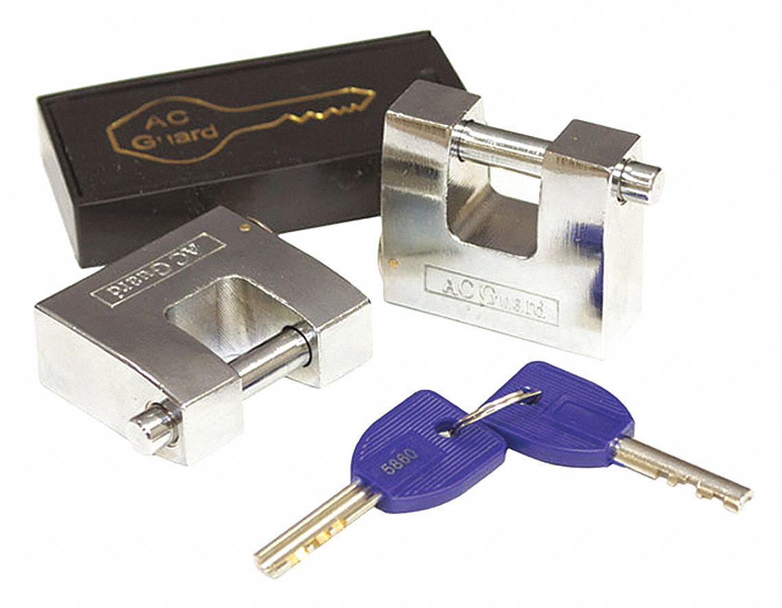 3 LOCKS AND MAGNETIC HIDE-A-KEY BOX