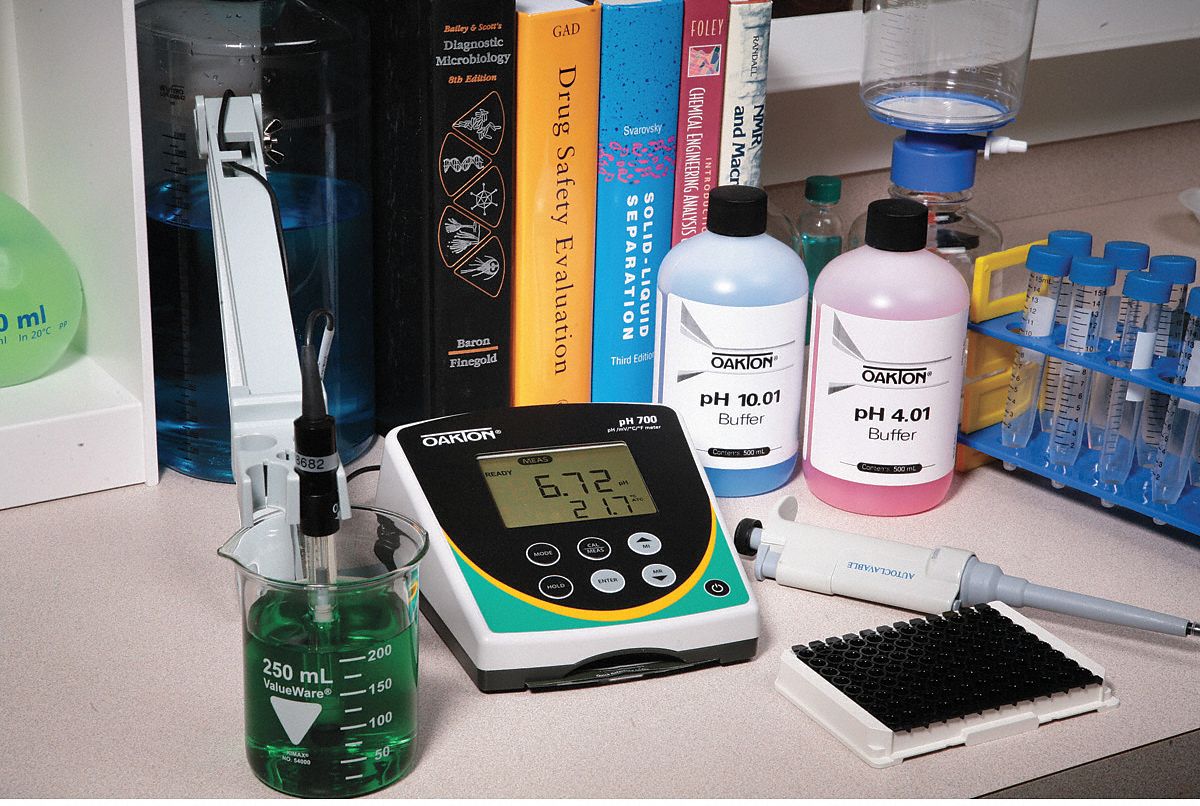 PH 700 BENCHTOP METER ONLY