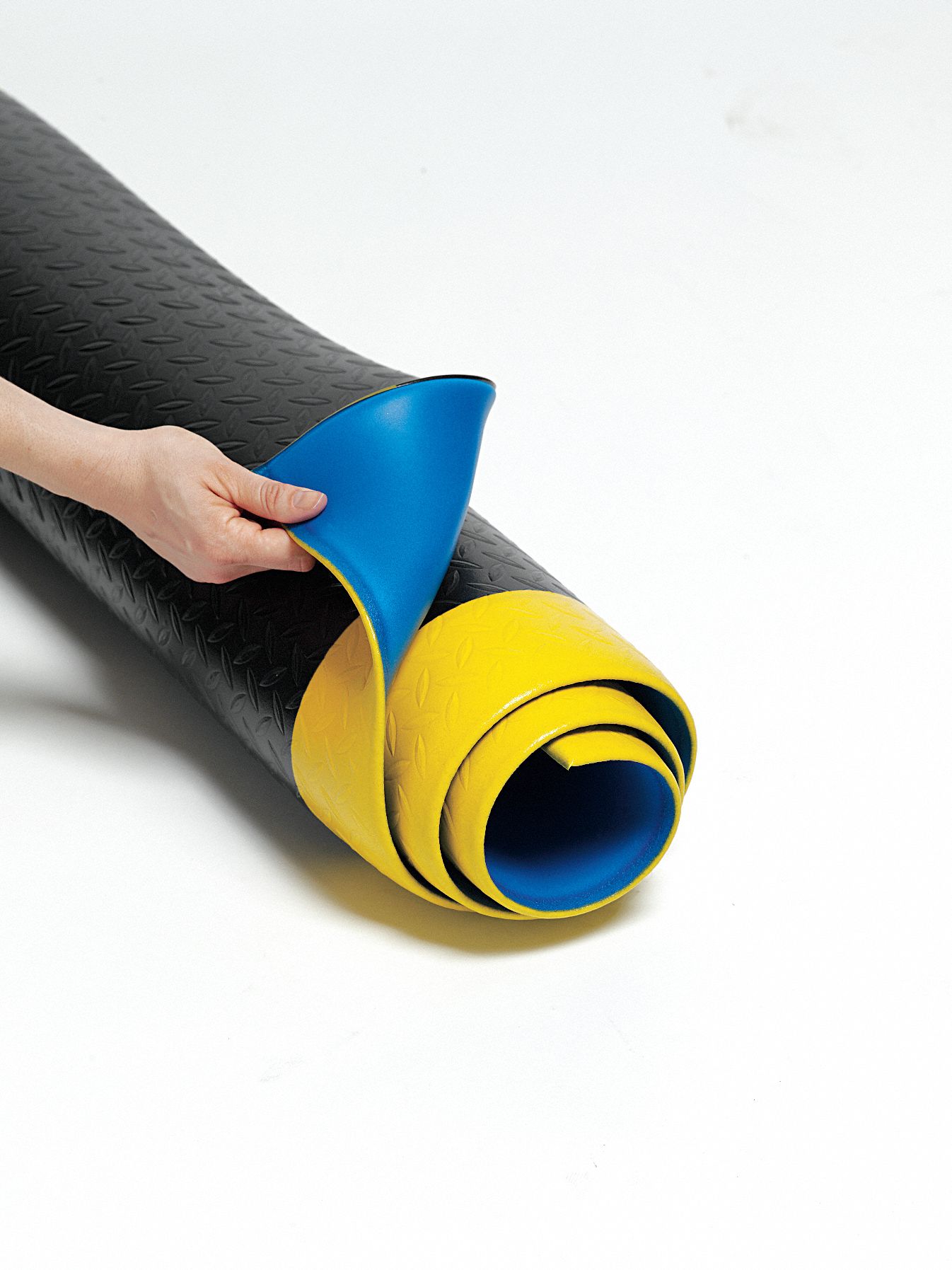 Deck Top Mat, 75 ft x 2 ft, Black/Yellow