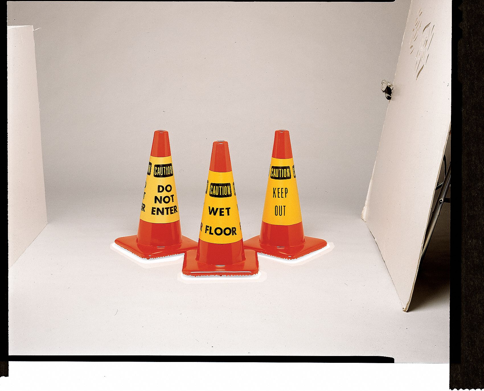Traffic Cone Collar, YW/Blk, Keep Out, PK6