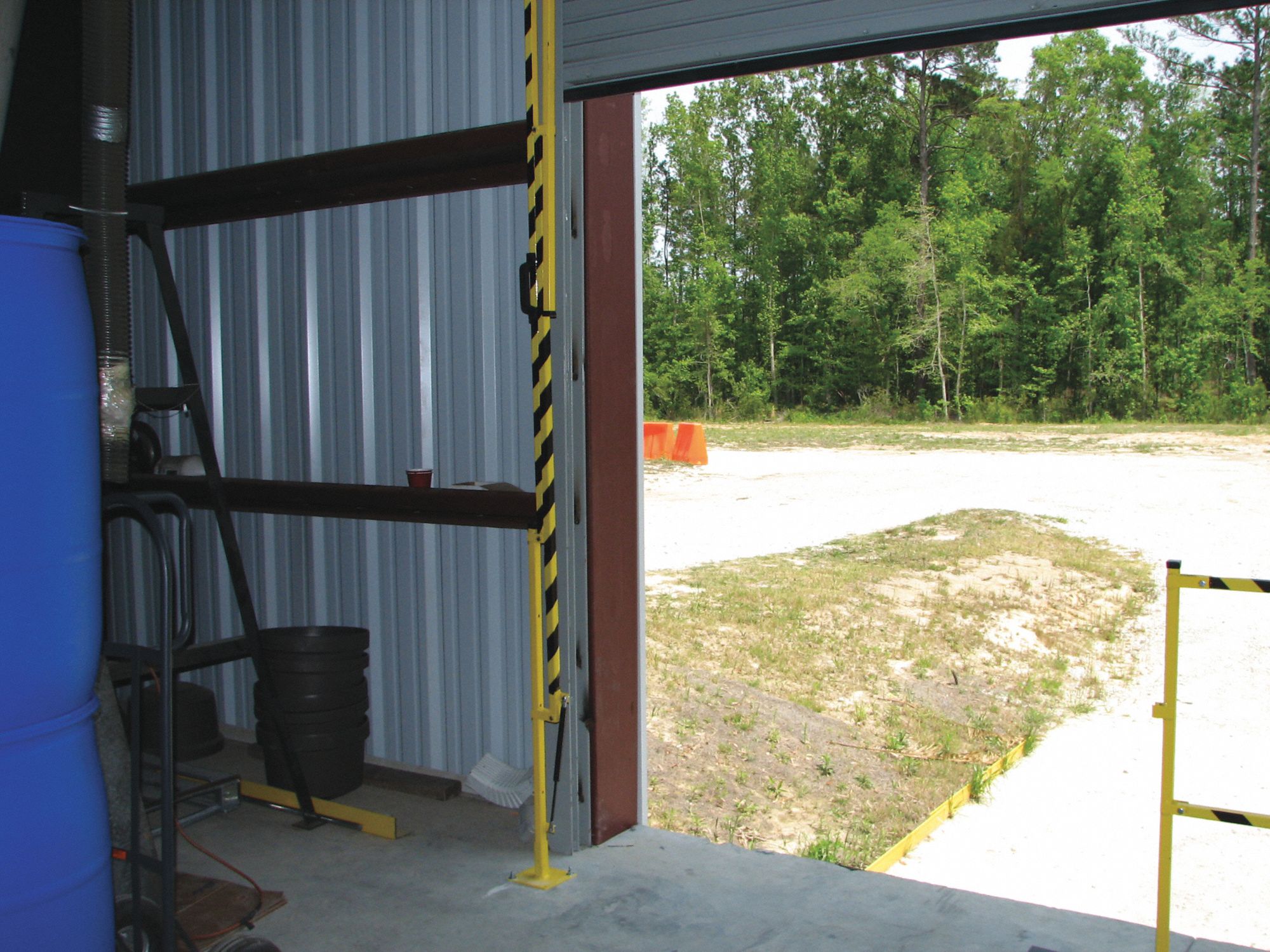 Lift Gate, Steel, Length 6 Ft