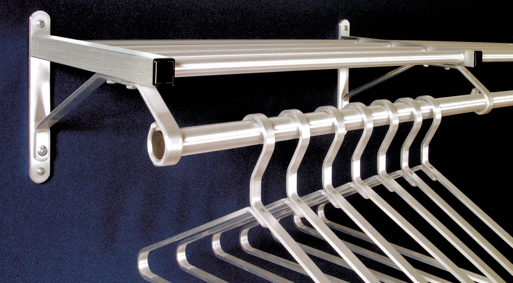 COAT HANGER BAR 1 SHELF 13X24 GLARO