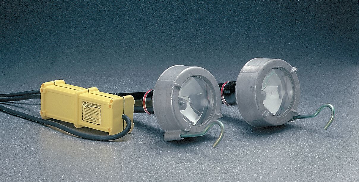 Spot Light, Sealed Beam, 50 ft.